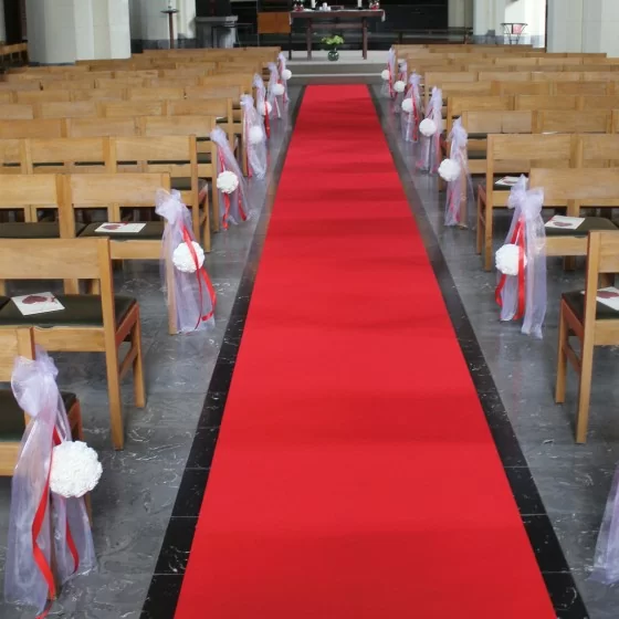 Tapis rouge pour cérémonie mariage